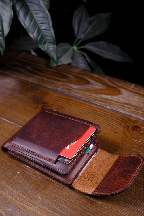 Handmade Leather Bifold Wallet – Slim Minimalist Card Case, Personalized Gift